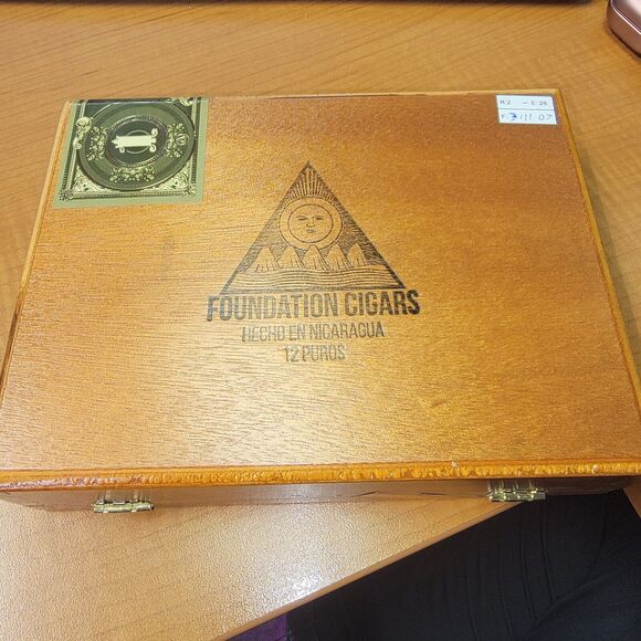 Olmec Empty Wood Cigar Box‎ - Picture 4 of 7